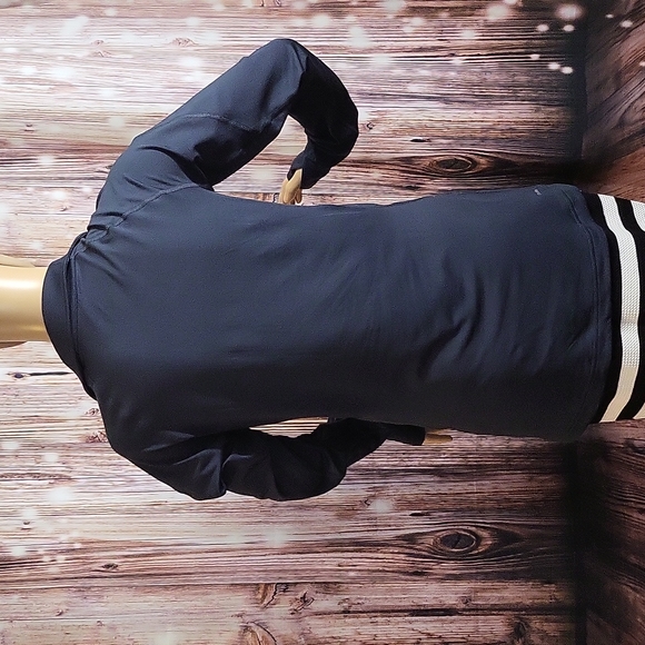 Adidas Women's Long Sleeve Thumbholes Half-Zip Pullover Sweater Size S - Picture 8 of 13